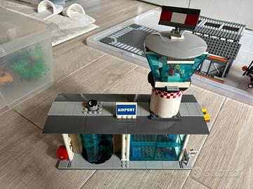 LEGO City 60104 Airport Passenger Terminal