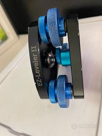 Piastra autolivellante per cavalletto fotografico