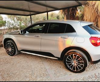 gla 220d 