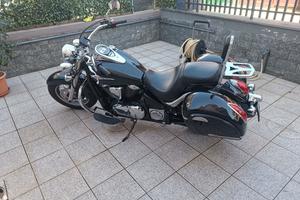 Stupenda Kawasaki Vulcan 900 i