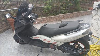 moto t max