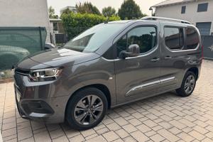 Toyota Proace city verso Luxury