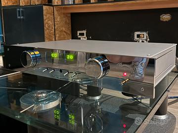 Preamplificatore Burmester 011