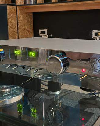 Preamplificatore Burmester 011