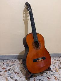 Chitarra Eko con  base d appoggio cs10