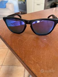 Oakley Frogskins