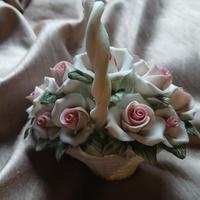 cesto rose porcellana 