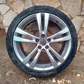 Cerchi in lega da 18 pollici