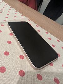 iPhone 13 Pink 