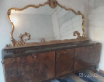 mobile da soggiorno con specchio