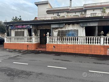 Locale c1 adibito a ristorante