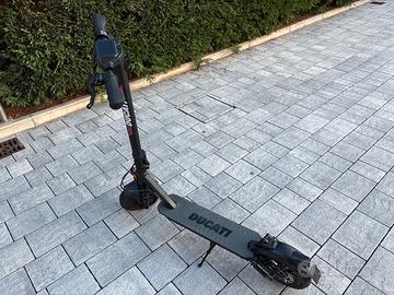 Monopattino Ducati