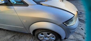 AUDI A2 2003 - PARAFANGO DESTRO