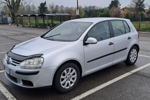 Volkswagen Golf 5 Benzina - Gpl