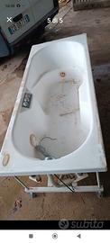  vasca idromassaggio Jacuzzi 