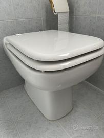 Bidet e wc con rubinetto