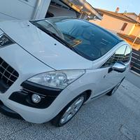 Peugeot 3008b1.6 hdi 115cv