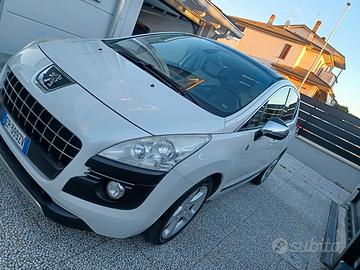 Peugeot 3008b1.6 hdi 115cv