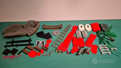 Lotto Lego Pirati Scafo Ponte Cannoni Bauli Armi