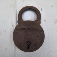 grande lucchetto antico