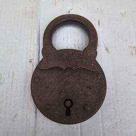 grande lucchetto antico