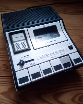 registratore cassette  grundig