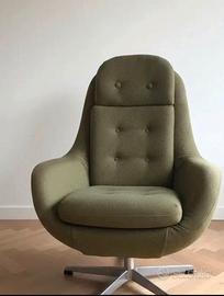 Iconica poltrona girevole anni 70