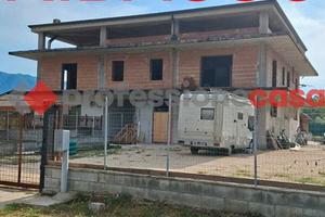 Villa bifamiliare Pignataro Interamna