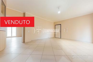 Appartamento a Turi Via Pasquale Zita 3 locali