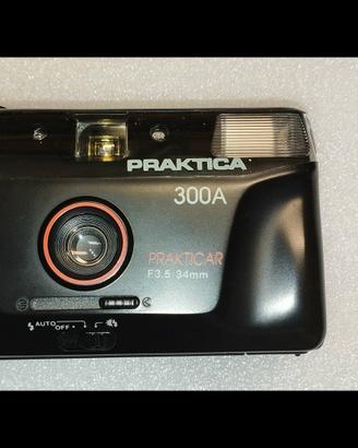 Macchina fotografica automatica vintage