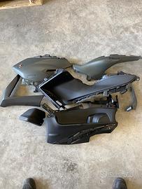 Carena lato sx Tmax 560
