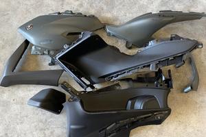 Carena lato sx Tmax 560