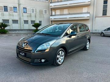 Peugeot 5008 7 posti 1.6 HDi 115CV