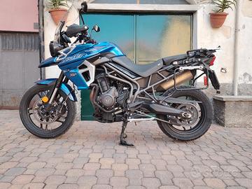 Triumph Tiger 800