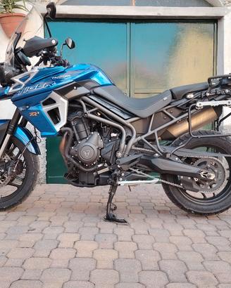 Triumph Tiger 800