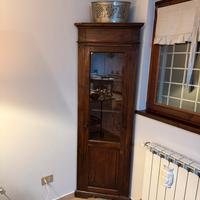 Angoliera vetrina in legno massello