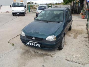 Opel corsa 1.0 b 1998 ricambi