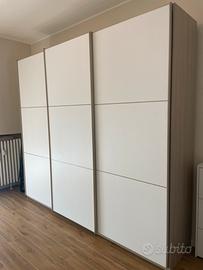 Mobile tre ante scorrevoli