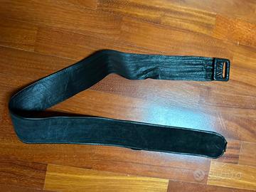 Cintura in pelle lunghezza lunghezza 110 cm larghe