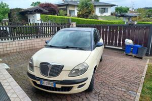 Ipsilon 1.3 turbo diesel 2006