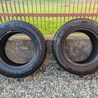 2x Michelin Agilis 195/70 R15 c