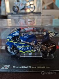 modellino Altaya PEDROSA  2004 moto gp