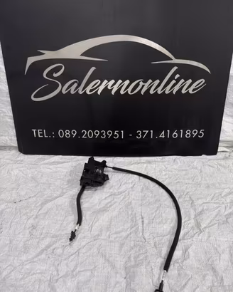 Serratura portiera destra Smart 453 fortwo