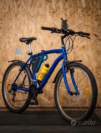 Mountain Bike Blu con Accessori