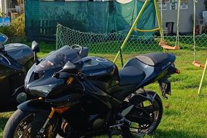 Kawasaki ZX6R 636