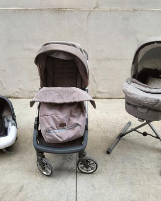 Trio Inglesina Aptica completo con Standup – Color