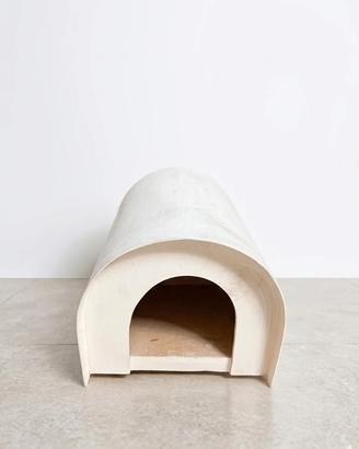 Cuccia per cani e gatti in legno