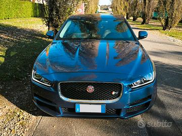 Jaguar XE 2.0 c.c. turbodiesel 180 CV R-Sport
