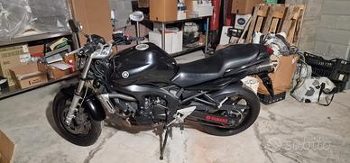 Yamaha FZ6