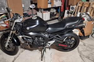 Yamaha FZ6